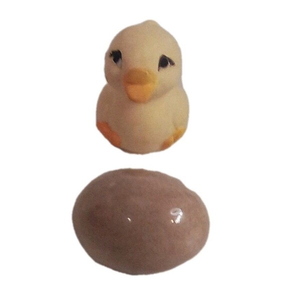 Miniature / Tiny Chicken / Egg Decor - Picture 2 of 11